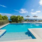 Niki With Swimming Pool Villa